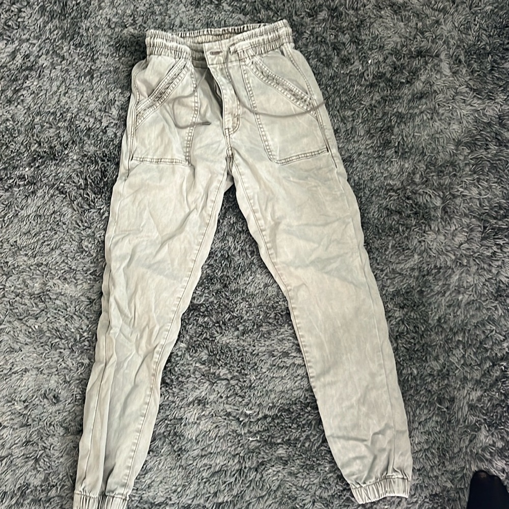 American Eagle Cuffed Jean